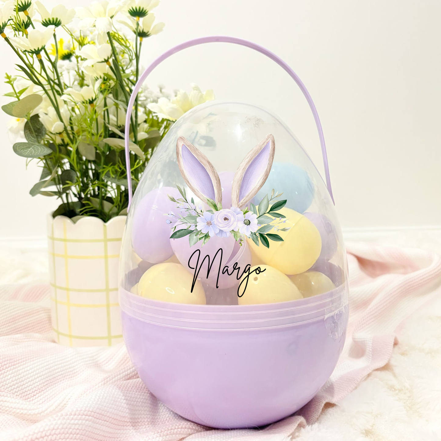 Personalised egg with handle and mini plastic eggs