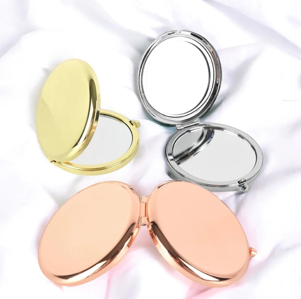 Personalised compact Mirror
